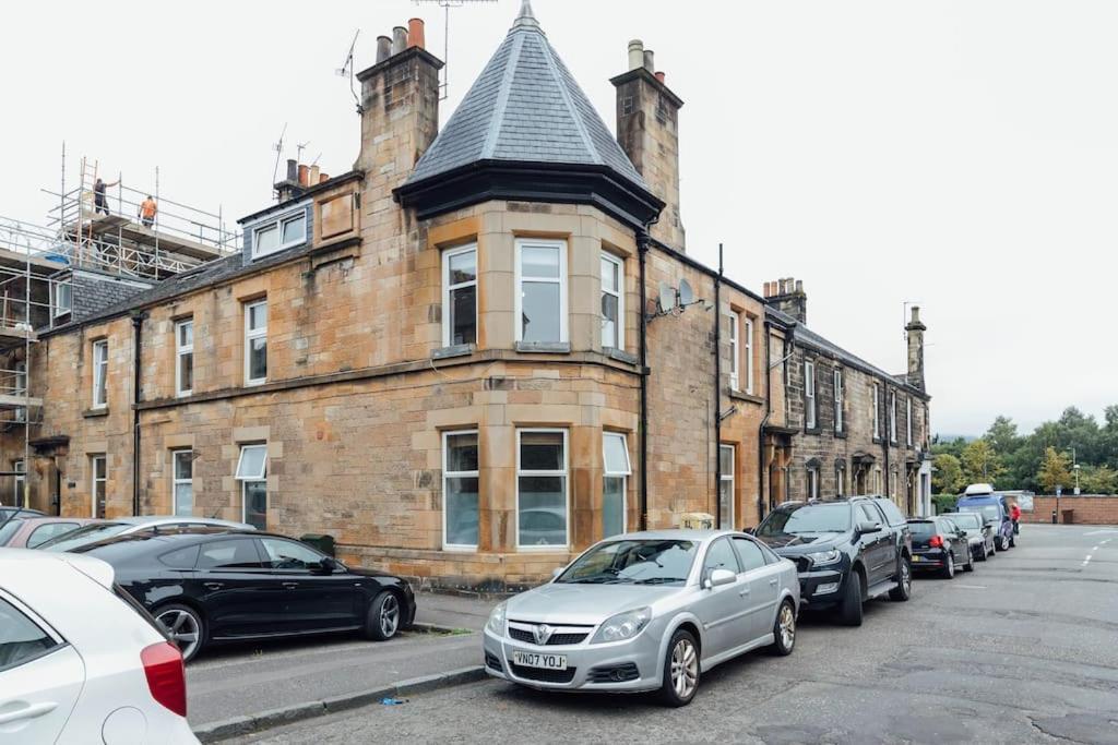 Stylish Stirling Apartment - Free Parking Dış mekan fotoğraf