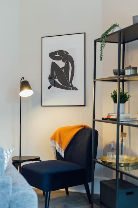 Stylish Stirling Apartment - Free Parking Dış mekan fotoğraf