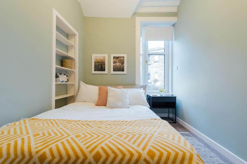 Stylish Stirling Apartment - Free Parking Dış mekan fotoğraf