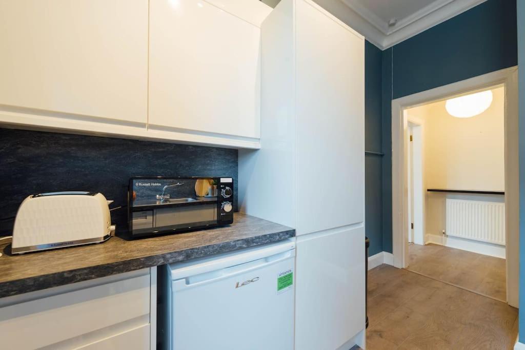 Stylish Stirling Apartment - Free Parking Dış mekan fotoğraf